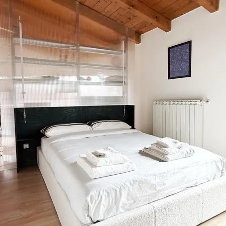 Apartamento Nolo Urban Loft Milan-metro M1 Pasteur